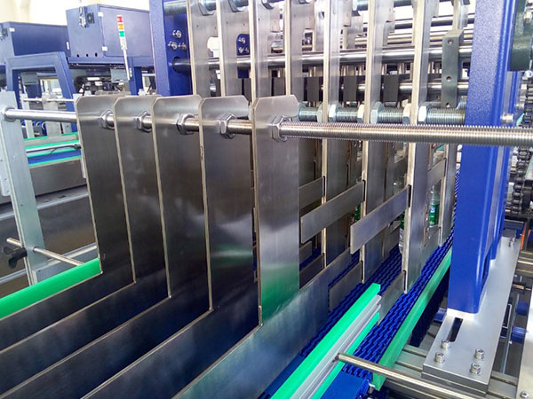 Automatic Carton Tray Bottle Can Shrink Packing Wrapping Machine Wrapper