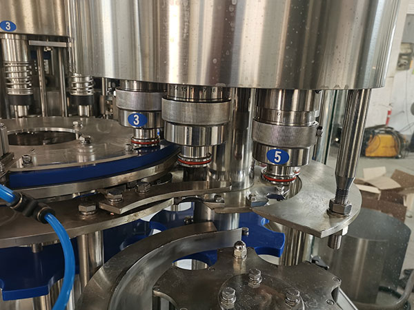 Bottle Drinking Mineral Water Filling Machine